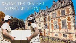 No stone left unturned! The incredible restoration of the château facades.