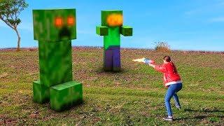 Real Life Minecraft vs Pacman 2