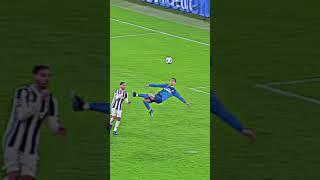 Ronaldo Bicycle Kick In 2018    #shortsvideo #football #footballedits #cr7  #trending