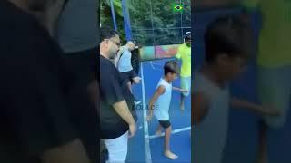 LAMINE YAMAL NO BRASIL JOGANDO COM CRIANÇAS DA COMUNIDADE