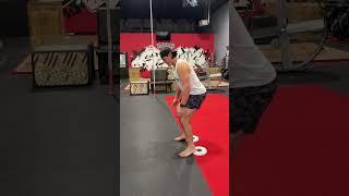 Trouble with squat position? Here’s a simple effective fix! #squat #sportsrehab #sportsphysio