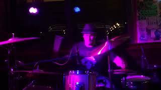 Jesse Bates Drum Solo! Prince of Wales Hotel..Phil Para Band.