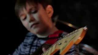 ПАМЯТИ Gary Moore "The Loner" Вова Черноклинов  (11 y.o.)