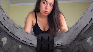 Giantess Traps Pet in her Smelly Stinky Shoes (GTS Feet Story)