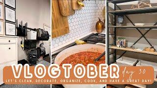 VLOGTOBER 2024 | COZY FALL | EASY FALL DECOR | EASY FALL RECIPES | BEST EASY CHILI RECIPE | AUTUMN