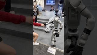 CES 2025 Unitree Robot makes friend shakes hand #ces2025 #humanoidrobot #humanoidrobots Toborlife AI