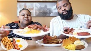 BACON & MORE BACON, SAUSAGE, GRITS & FRENCH TOAST!!