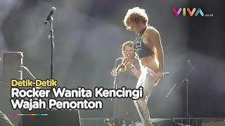 JOROK BANGET! Rocker Wanita Kencingi Wajah Pria di Atas Panggung!