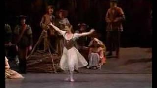 Mother & daughter: Bertha & Giselle, Giselle solo