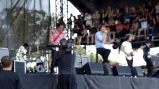 Phoenix- "Girlfriend"- ACL 2009