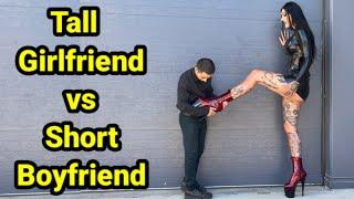 Tall Girlfriend vs Short Boyfriend height difference | tall woman short man | tall woman lift carry