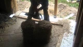 Straw bale and Bosch GFZ 16-35 AC Pro (part 1)