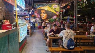 Ben Nghe Street Food, HCMC, Vietnam