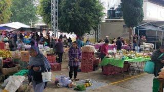 Dia lluvioso en plaza de san juan mixtepec