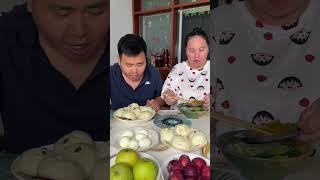 My selfish husband wanted to eat the braised pork alone, but I ate all the meat