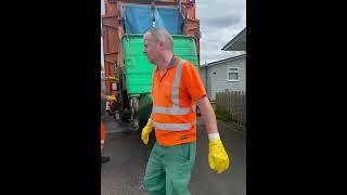 Green trade bin - day 1     ( posting a trade bin every day until 300,000 views )
