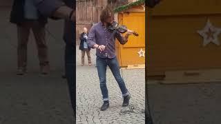 awesome performance by street violinist