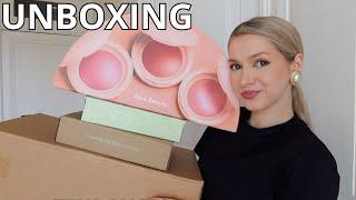 Unboxing de mes derniers colis presse : Rare Beauty, Prada Beauty, Armani, ... 