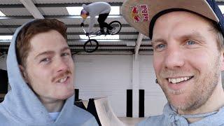 Sebastian vs Oliver in BMX Battle Game