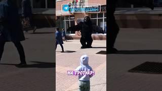  Приняла аниматора за живую гориллу! | Новостничок