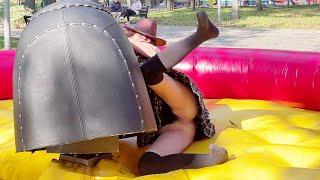 Must See! Pretty Girl Fell Off the Mechanical Bull! Street Rodeo 2025