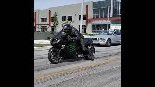 Kawasaki ZX14 Ripping it up on the Street #Shorts