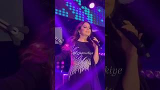 Ebru Gündeş- Âşık (canlı performans) ️