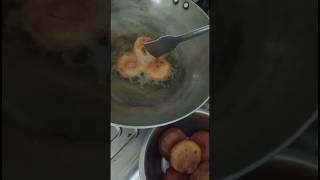 Ghar pe bana sattu litti, asli Bihari style! #zaikafairyland #littichokha #desifood #viralshorts