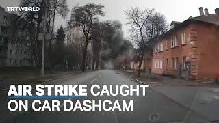 Huge explosion that hit Chernihiv captured by car dashcam