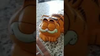 garfield phone meme