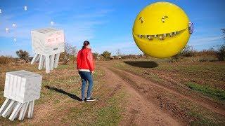 Real Life Minecraft vs Pacman 3