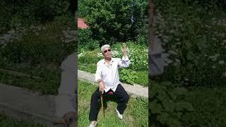 "Людей неинтересных в мире нет..."Евгений Евтушенко Стихотворение читает седой учитель литературы