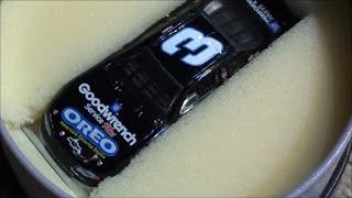 Dale Earnhardt COLLECTIBLE OREO Cookie Tin with Die Cast Car - NASCAR #3