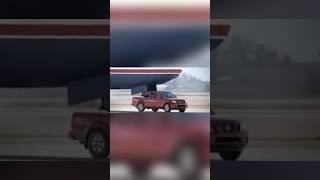 Usa una CAMIONETA para frenar un AVIÓN