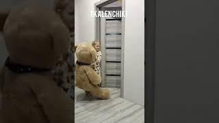 Лучшие смешные видео  prank 1 от Насти и Вовы - медведь #shorts #tkalenchiki