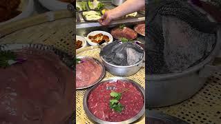 #抖音美食推荐馆#同城美食推荐#菜市火锅等等，鸭肠拼土鸡肉，只要一毛抢，全城送一万份，赶紧抢、南部火锅谢姐