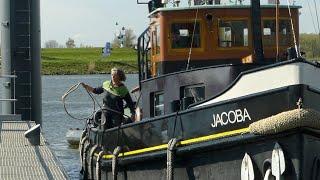 Loflied op de langzaamloper (48) - Deutz VM 145 op de Jacoba