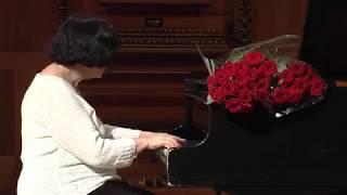 Svetlana Navasardyan plays Bach: Siciliano from Flute Sonata No. 2, BWV 1031