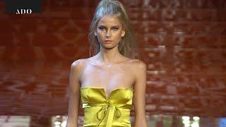 Supermodel: Hana Soukupova | Runway Throwback | 00's Catwalk Queens