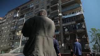 Ukraine - Bakhmut. The embattled city, its defenders and its inhabitants. War footage