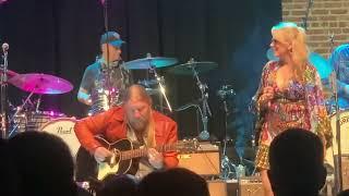 “Pony Boy” - Derek Trucks and Susan Tedeschi