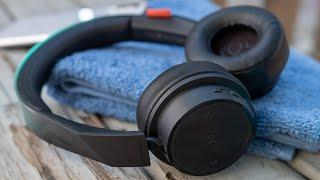 Visual Tour: Plantronics BackBeat Fit 500 Wireless Workout Headphones