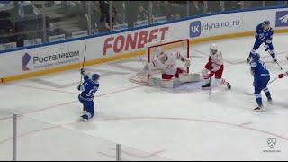 Уил стреляет в ближний угол / Weal scores one-timer