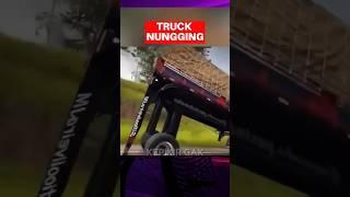 Mobil Truck Nungging