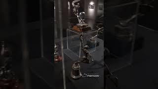 Уникальные маскоты, амулеты и статуэтки на выставке в музее Эрарта #петербург #маскот #maskot