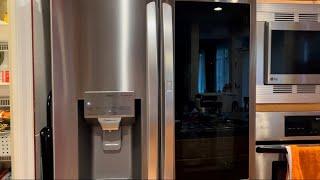 LG 28 cu ft. Smart InstaView Door-in-Door Double Freezer Refrigerator w/Craft Ice, Stainless Steel