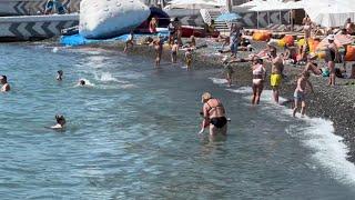 20.06.2025. Погода в Сочи в июне. Смотри на Чёрное море каждый день.