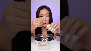 Makeup ASMR: Creating a Glitter Potion 