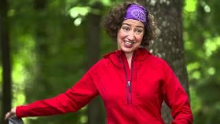 A Walk In The Woods- 'Hike with the Cast' Featurette