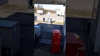 Водитель из Гиртеки учится сдавать задним ходом / The driver from Girteka learns to reverse